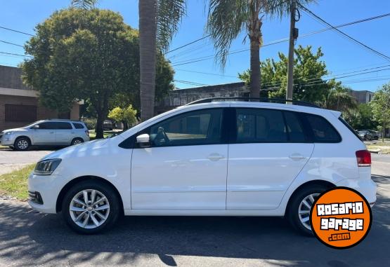 Autos - Volkswagen suran 2015 GNC 105400Km - En Venta