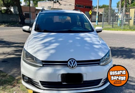 Autos - Volkswagen suran 2015 GNC 105400Km - En Venta