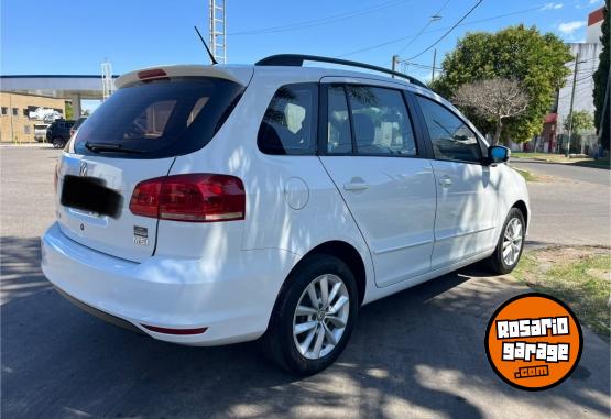 Autos - Volkswagen suran 2015 GNC 105400Km - En Venta