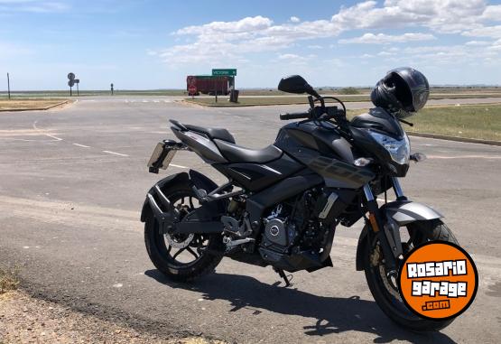 Motos - Bajaj 200 rousser 2018 Nafta 9000Km - En Venta