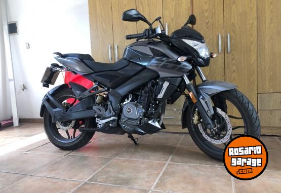 Motos - Bajaj 200 rousser 2018 Nafta 9000Km - En Venta