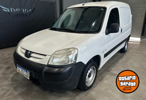 Utilitarios - Peugeot PEUGEOT PARTNER FURGON 2016 Diesel 165946Km - En Venta