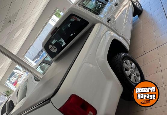 Camionetas - Volkswagen amarok starline 2017 Diesel 108000Km - En Venta