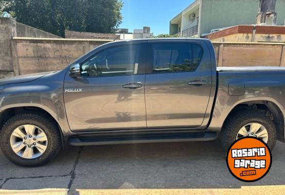 Camionetas - Toyota Hilux 2018 Diesel 129000Km - En Venta