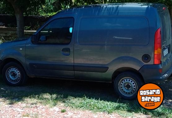 Utilitarios - Renault Kangoo furgn 2017 Nafta 250000Km - En Venta