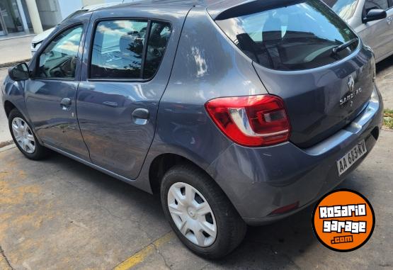 Autos - Renault Sandero 2016 Nafta 95000Km - En Venta