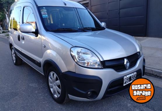 Utilitarios - Renault KANGOO AUTH. PLUS 2PL 2015 GNC 113000Km - En Venta