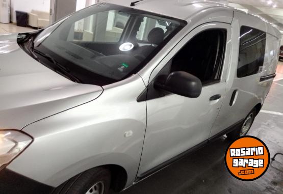 Utilitarios - Renault KANGOO 2019 GNC 116000Km - En Venta