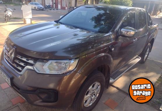 Camionetas - Renault Alaskan intense 2021 Diesel 63000Km - En Venta