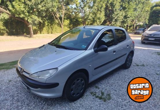 Autos - Peugeot 206 XR PREMIUN 2004 Nafta 112000Km - En Venta