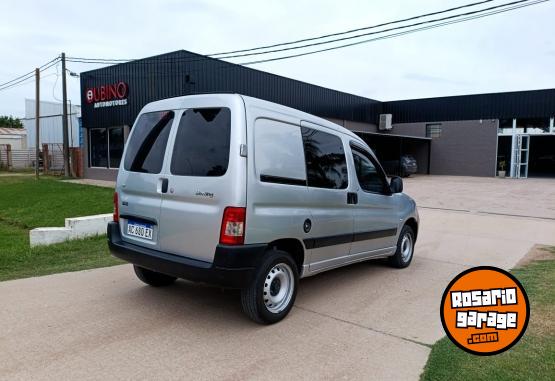 Utilitarios - Citroen Berlingo Furgon Mixto 1.6 2018 Diesel 140000Km - En Venta