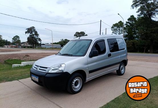 Utilitarios - Citroen Berlingo Furgon Mixto 1.6 2018 Diesel 140000Km - En Venta