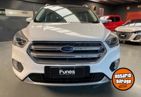 Autos - Ford Kuga Titanium 2.0 AT 2018 Nafta 88000Km - En Venta