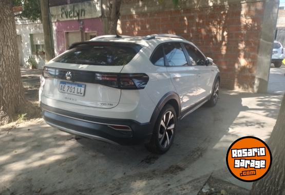 Autos - Volkswagen Nivus highline 2021 Nafta 93000Km - En Venta