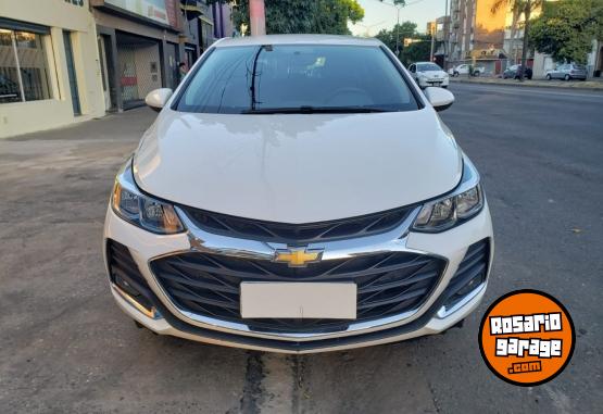 Autos - Chevrolet CRUZE 5 PUERTAS 2020 Nafta 82000Km - En Venta