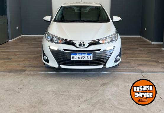 Autos - Toyota Yaris XLS 2021 Nafta 52950Km - En Venta