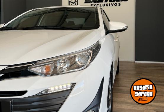 Autos - Toyota Yaris XLS 2021 Nafta 52950Km - En Venta