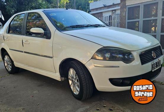 Autos - Fiat Siena 2010 GNC 180000Km - En Venta