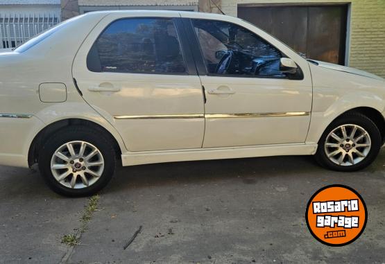 Autos - Fiat Siena 2010 GNC 180000Km - En Venta