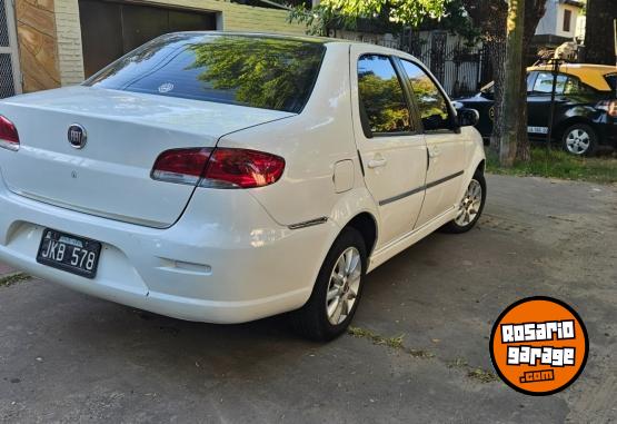 Autos - Fiat Siena 2010 GNC 180000Km - En Venta