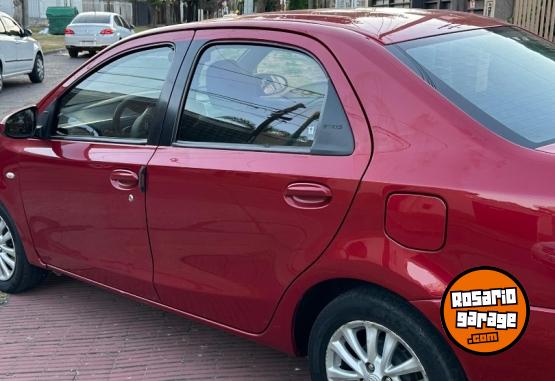 Autos - Toyota Etios XLS 2014 GNC 1Km - En Venta