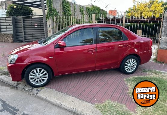 Autos - Toyota Etios XLS 2014 GNC 1Km - En Venta