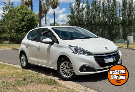 Autos - Peugeot 208 Allure 2018 Nafta 43700Km - En Venta