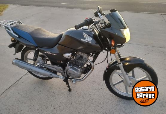 Motos - Honda Storm 2013 Nafta 46999Km - En Venta