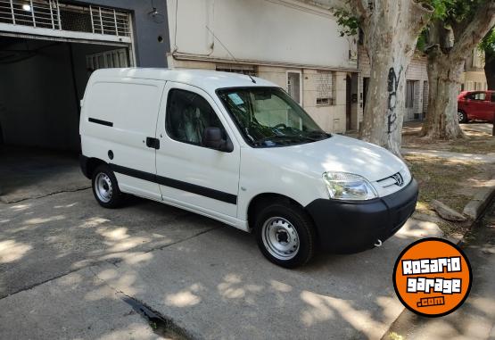 Utilitarios - Peugeot Parnert 2023 Diesel 1Km - En Venta