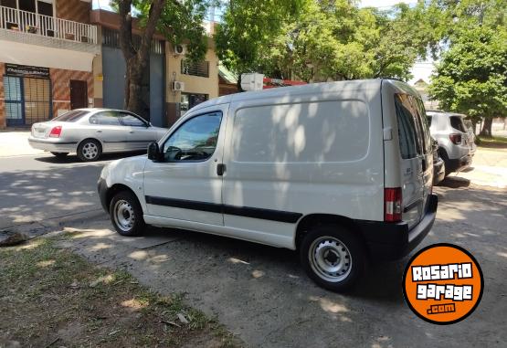 Utilitarios - Peugeot Parnert 2023 Diesel 1Km - En Venta