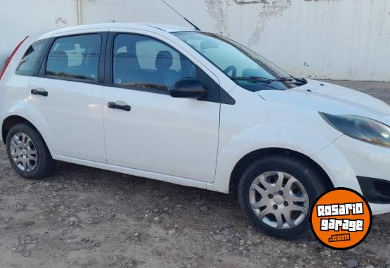 Autos - Ford FIESTA MAX 1.6 GNC 2013 GNC 152600Km - En Venta