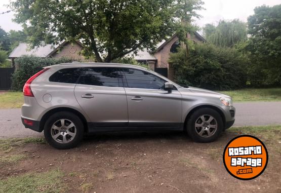 Camionetas - Volvo XC 60 High Plus 2012 Nafta 300000Km - En Venta