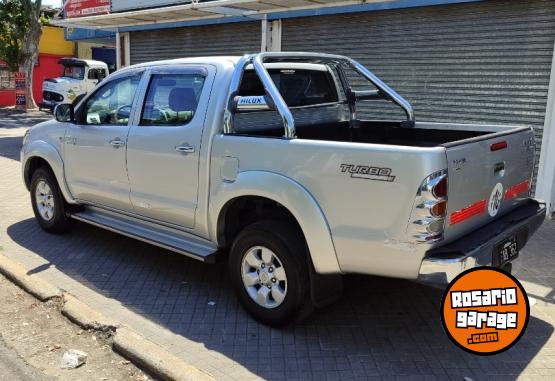 Camionetas - Toyota Hilux 2005 Diesel 330000Km - En Venta