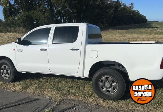 Camionetas - Toyota Hilux 2.5 dx pack 2015 Diesel 111111Km - En Venta