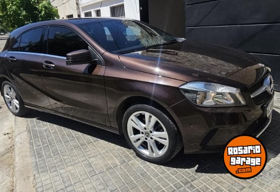 Autos - Mercedes Benz A200 2018 Nafta 60000Km - En Venta