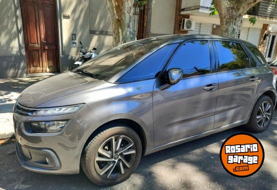 Autos - Citroen C4 picasso HDI feel pack 2017 Diesel 74000Km - En Venta