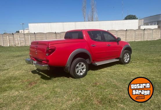 Camionetas - Mitsubishi L200 2015 Diesel 126000Km - En Venta