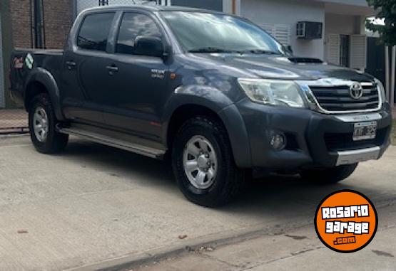 Camionetas - Toyota hilux 2012 Diesel 230000Km - En Venta