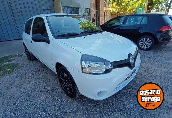 Autos - Renault CLIO PALIO CELTA UNO 2015 Nafta 120000Km - En Venta