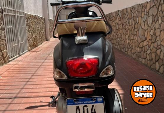 Motos - Piaggio Vespa 2017 Nafta 3000Km - En Venta