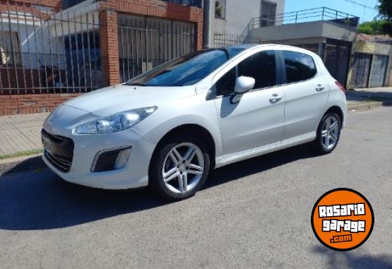 Autos - Peugeot 308 2015 Diesel 140000Km - En Venta