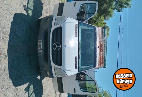 Camionetas - Mercedes Benz Sprinter 515 2015 Diesel 300000Km - En Venta