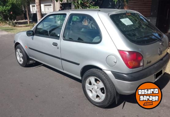 Autos - Ford Fiesta LX 2001 Nafta 258300Km - En Venta