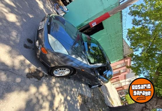 Autos - Ford Focus ghia 2002 GNC 245000Km - En Venta