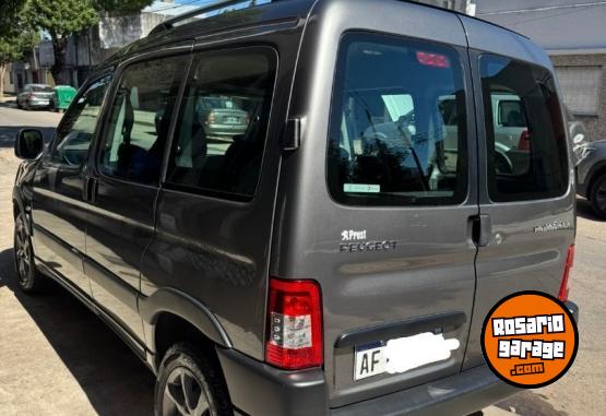 Utilitarios - Peugeot Parnert 2021 Diesel 45000Km - En Venta