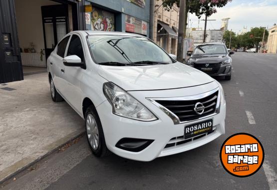 Autos - Nissan Versa 2019 GNC 130000Km - En Venta