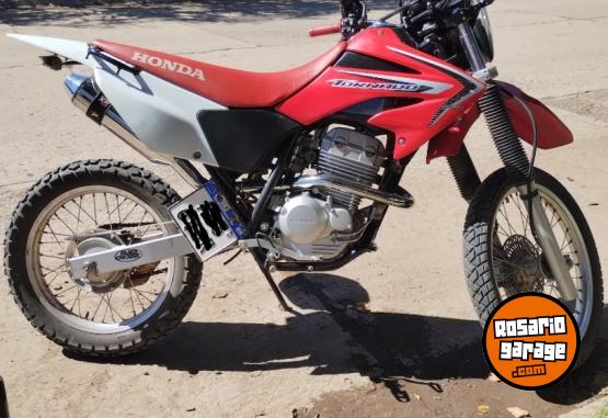 Motos - Honda Tornado XR 250 2017 Nafta 18000Km - En Venta