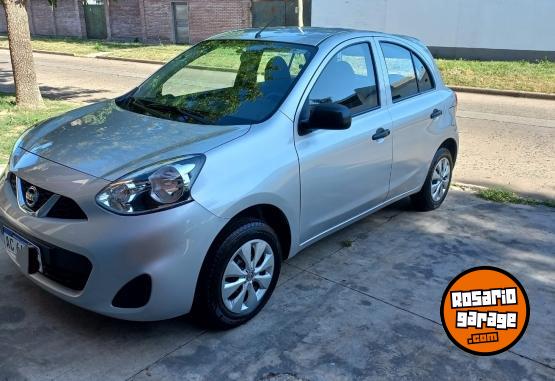 Autos - Nissan March 2018 Nafta 40000Km - En Venta