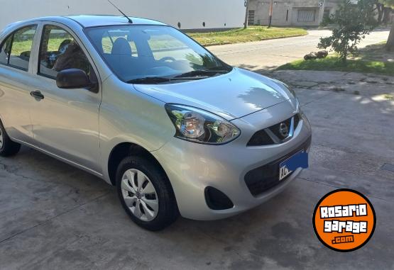 Autos - Nissan March 2018 Nafta 40000Km - En Venta