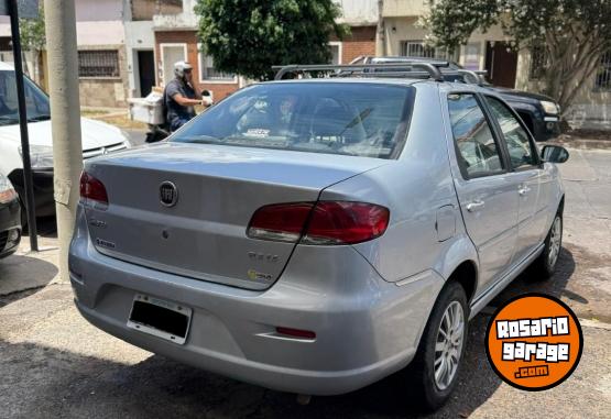 Autos - Fiat Siena 2009 GNC 200000Km - En Venta